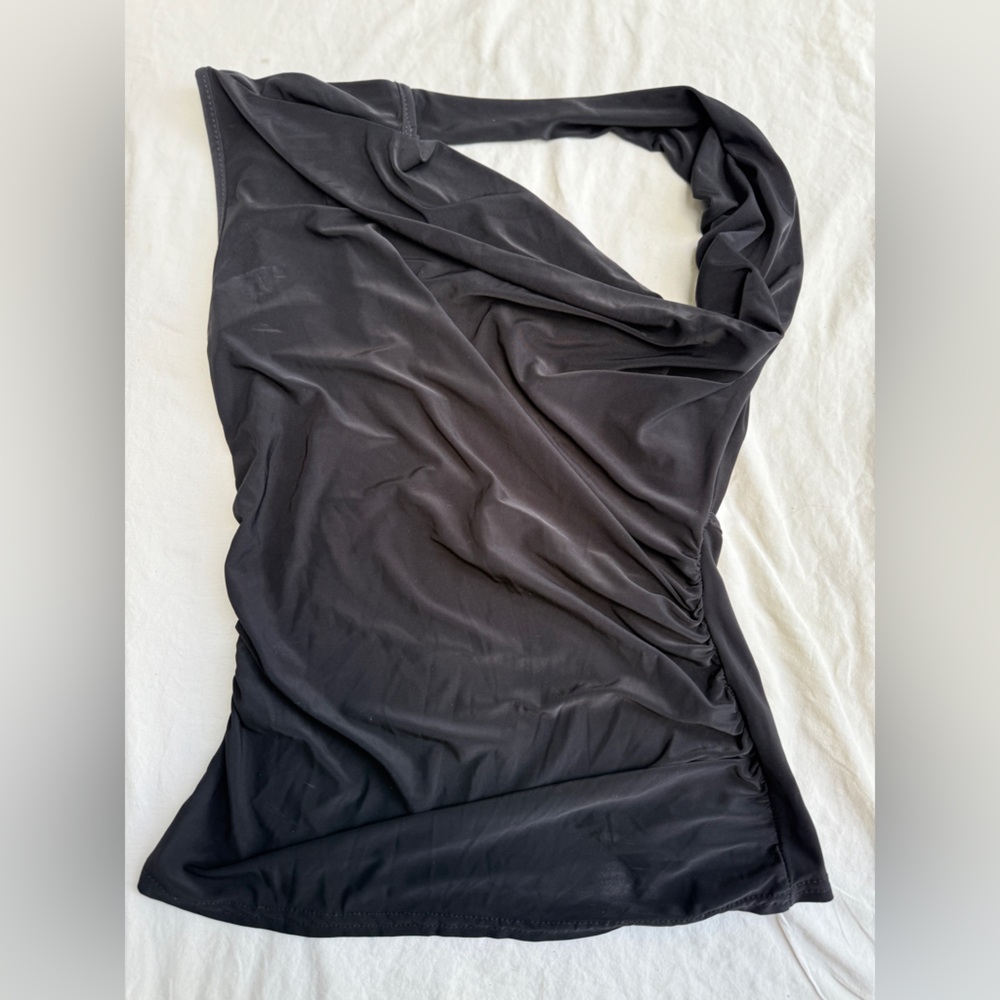 PrettyLittleThing Black Top